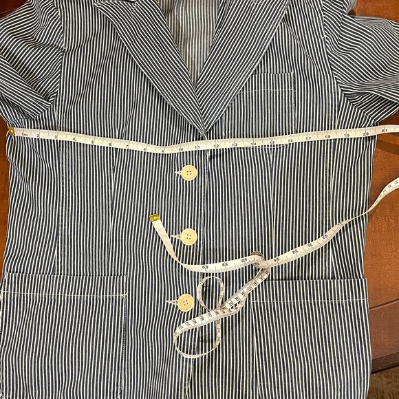 Jones New York Sport blue & white striped denim jacket 100% cotton. 3 pockets. L - Picture 9 of 13
